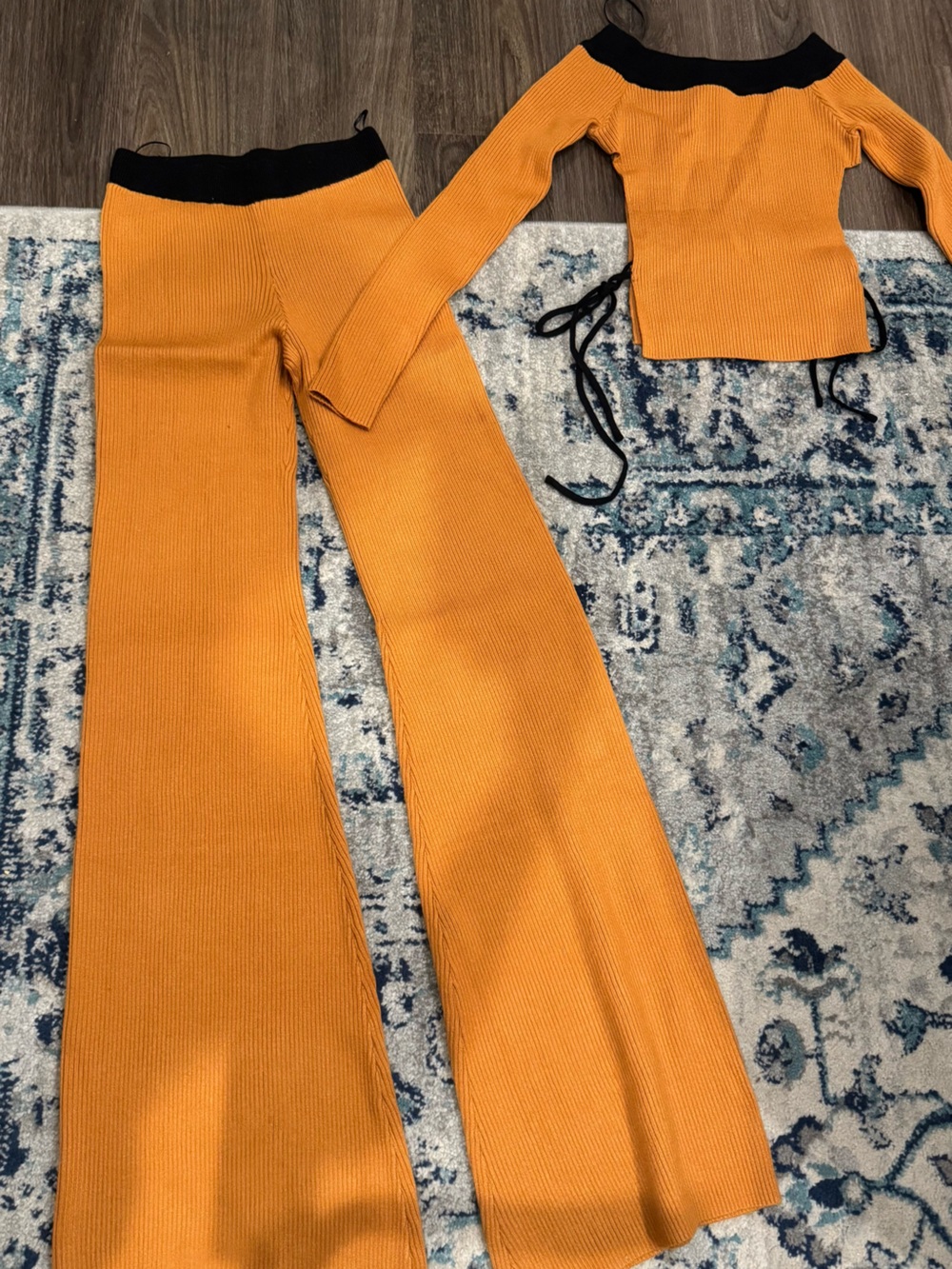 Women’s  Ribbed Orange Drawstring pants set - Picture 8 of 8